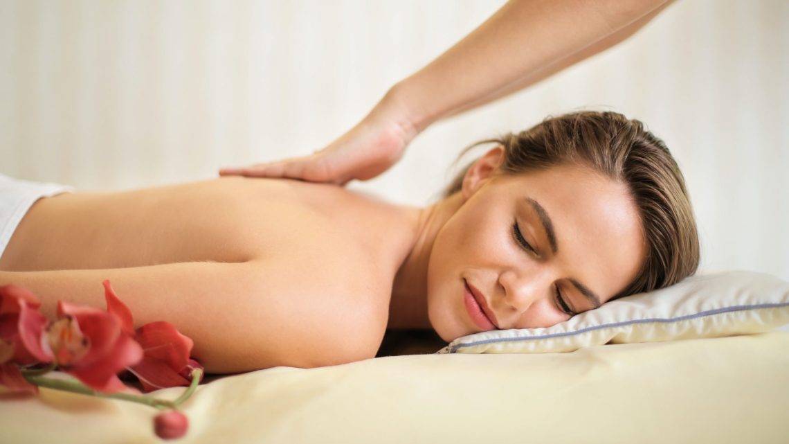 Business Massage: Improved circulation and reduced tension headaches