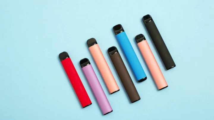 What are the potential health benefits of incorporating Delta 8 vape pens into a wellness routine?